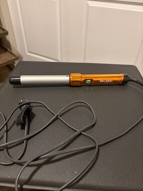 Bed Head Orange Handle Curling Wand with Silver Barrel